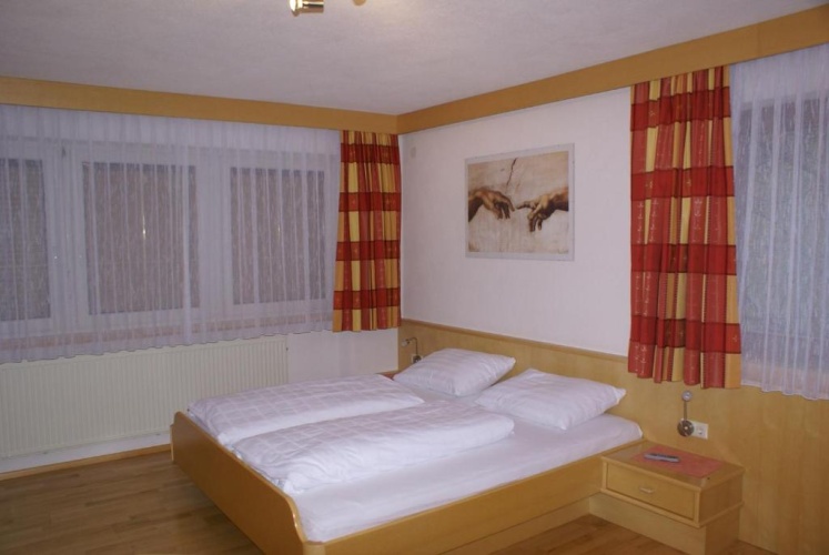 Standard Triple room with balcony