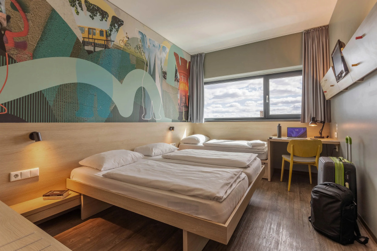 MEININGER Hotel Berlin Airport