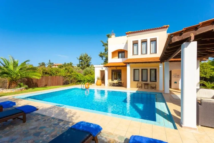 Sextuple Villa