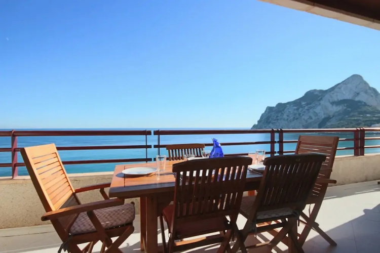 Exclusive Frontline Duplex Penthouse: Best View!