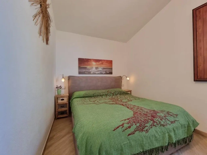 2 Bedrooms Cottage