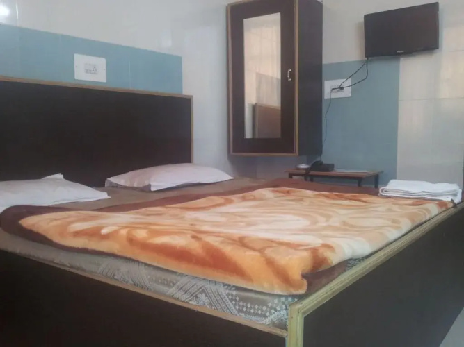 Hotel Ajay