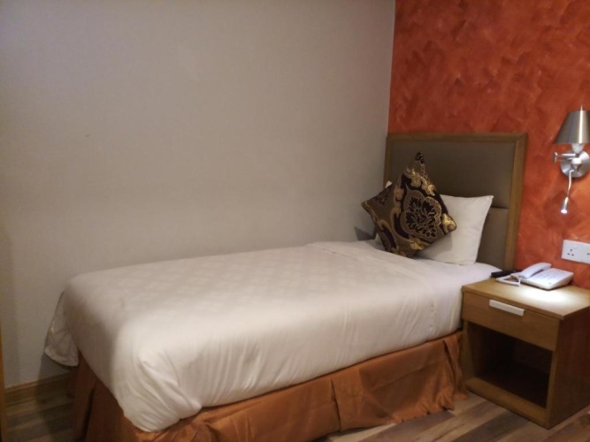 Standard Single room