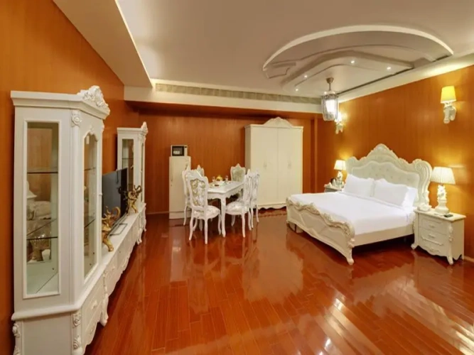 Premier Suite