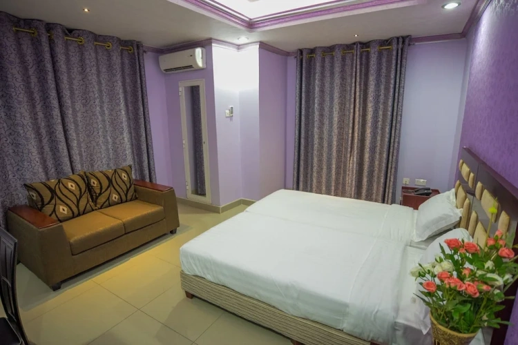 2 Bedrooms Family Apartment with city view