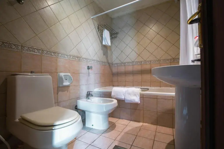 La Fontaine Rose Beach Resort