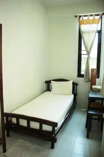 Fanned Single room