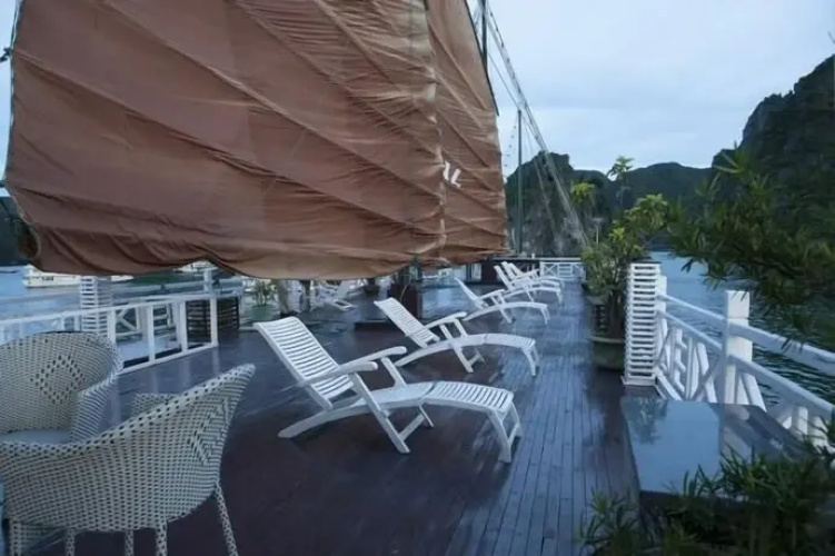 Imperial Legend Cruise Ha Long