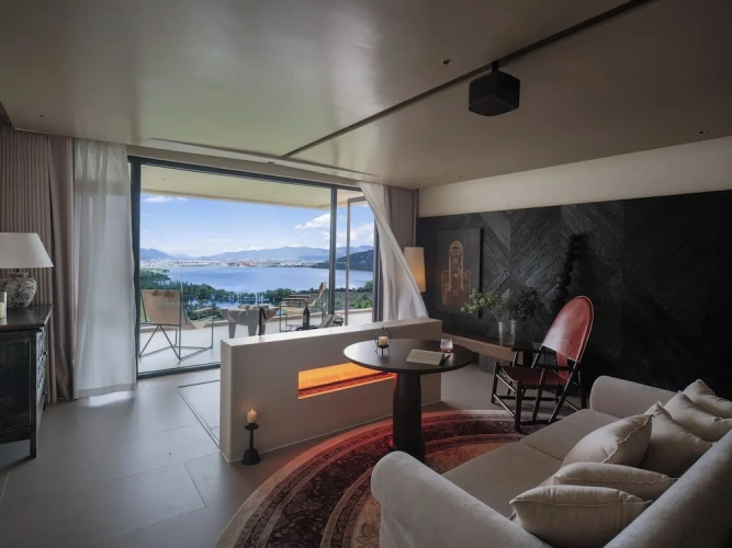 Comfort Double room with lake view