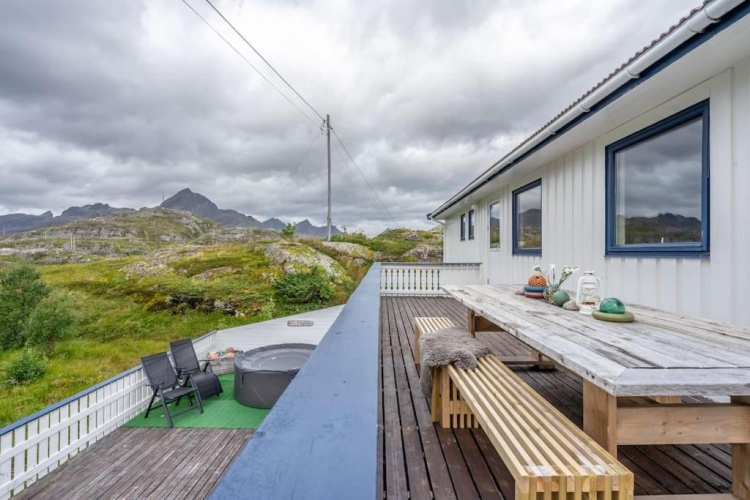 6 Bedrooms Cottage