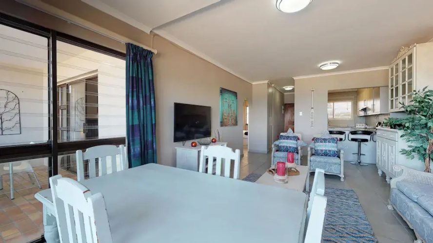 Malata Beachfront Condo 27