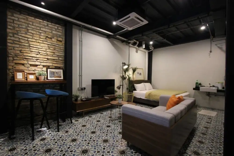3 Bedrooms Cottage