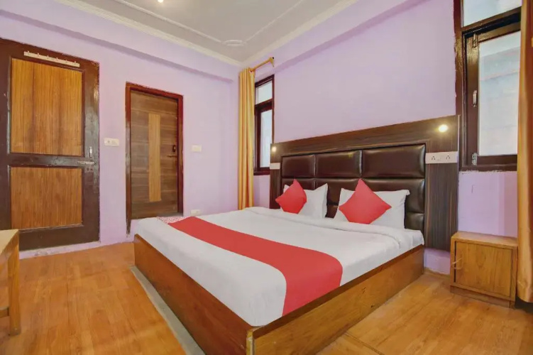 Hotel Dew by OYO Rooms