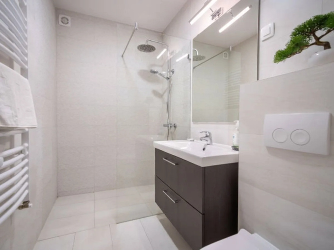 Apartment Damir Tampere 25135
