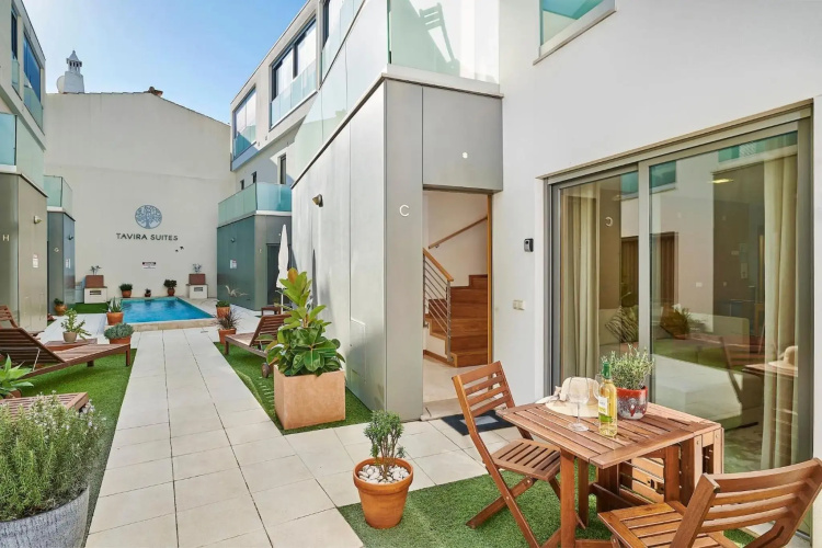 Stylish Apartment in Tavira Centre with Shared Pool