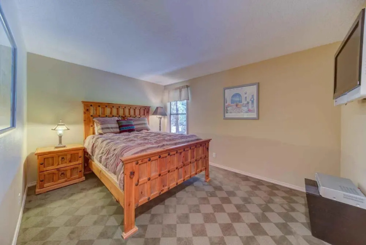 Diamond Peak Lane #20 by Village Properties at Sunriver