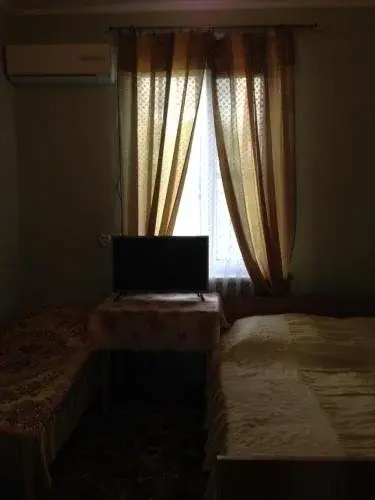Guset House U Morya