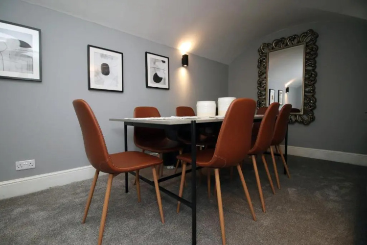 Canynge Square Villa By MGroupSA