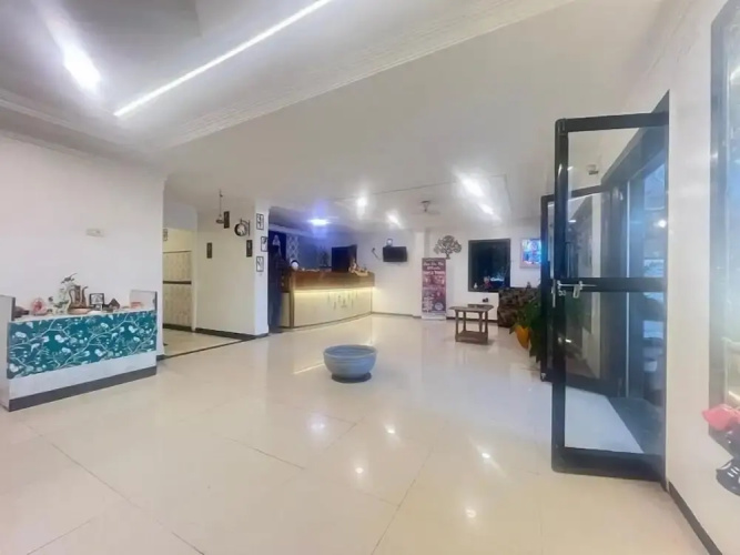 Hotel Sai's Village
