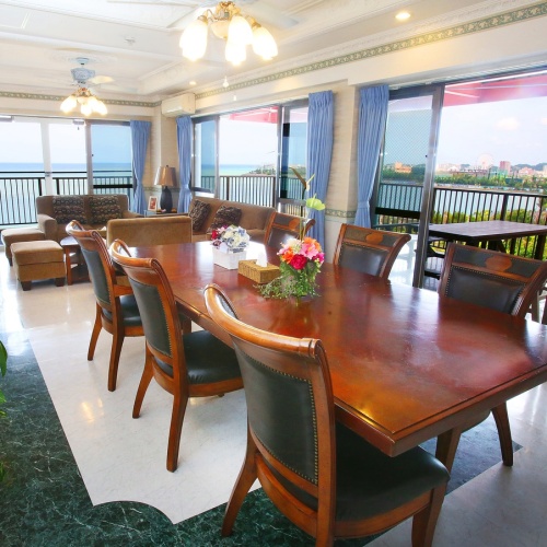 4 Bedrooms Suite with ocean view