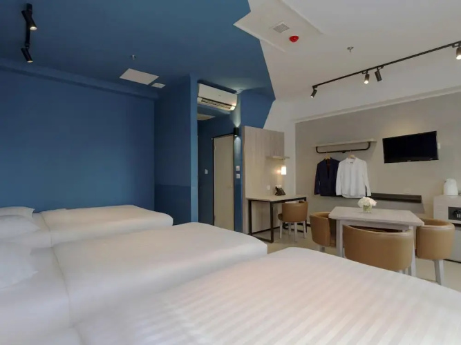 Ibis Budget Phnom Penh Riverside