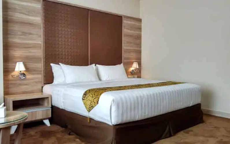 Grand Royal Denai Hotel
