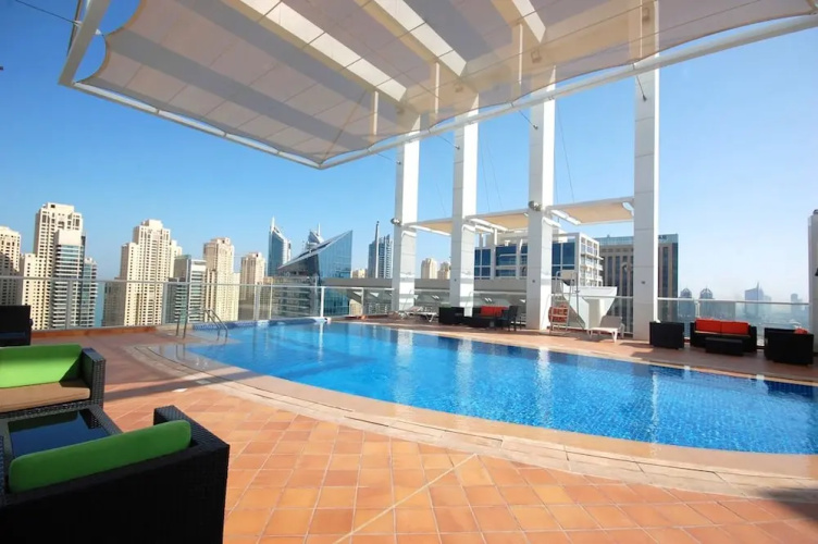 Kennedy Towers - La Riviera