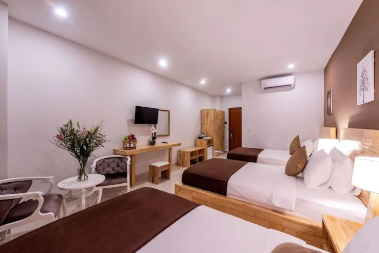 Double S Hotel