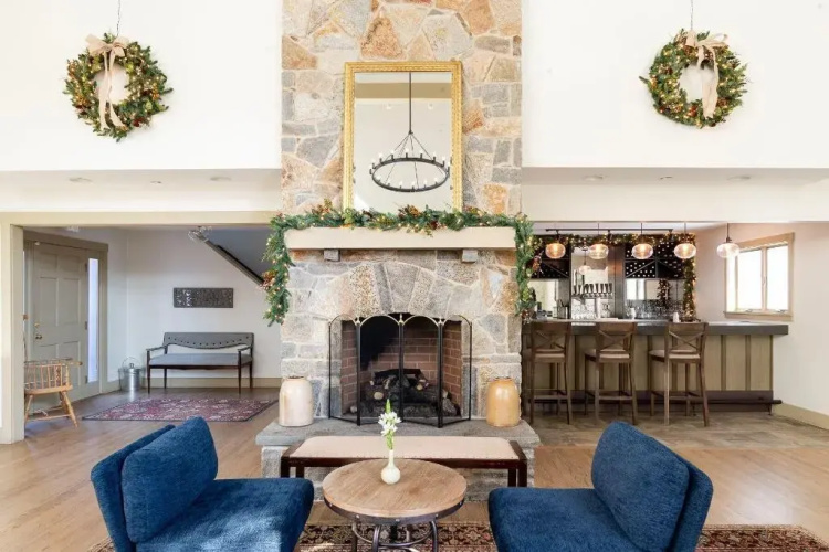 Briar Barn Inn