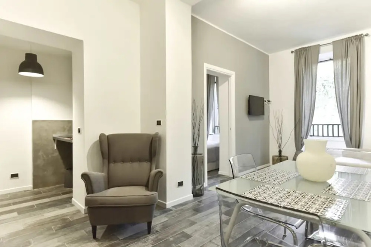 AG Vatican Apartments