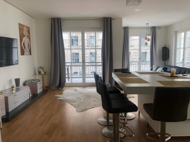 Luxury 145 m2 Apartment with Terrace