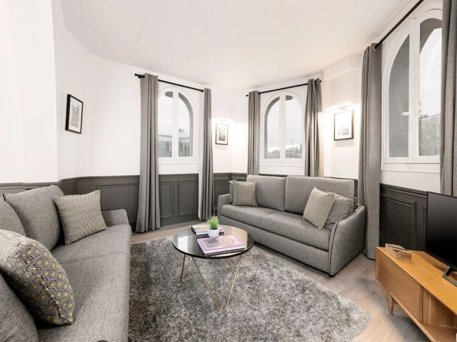 Luxury 2BDR Le Louvre I by Livinparis