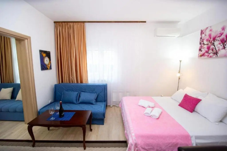 Studio with Shared Pool in Prčanj Montenegro