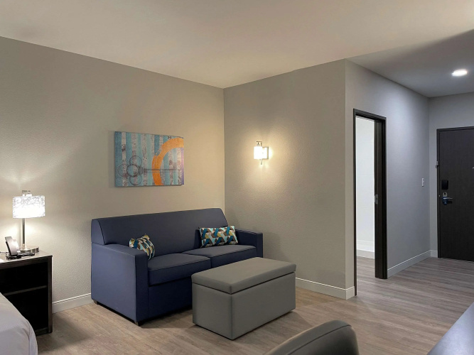 MainStay Suites Cincinnati University - Uptown
