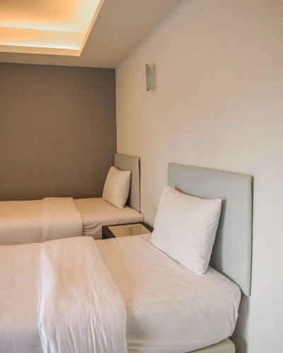 Standard Twin room with balcony