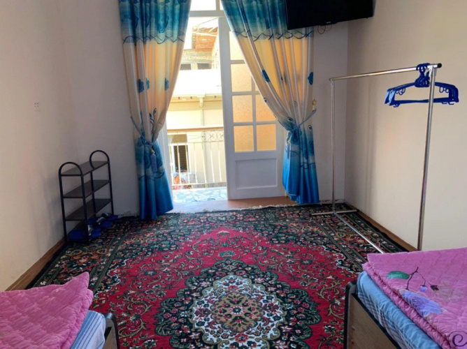 Zuxro Guesthouse