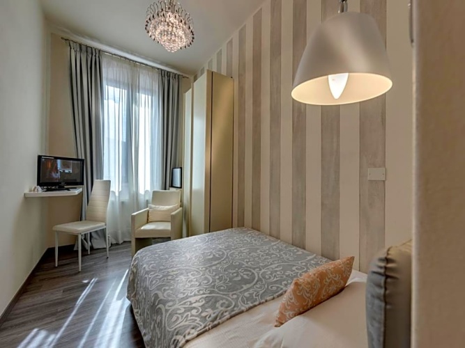 Superior Single room with view