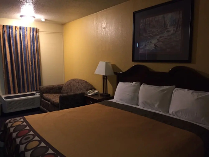Super 8 Motel Jackson Central