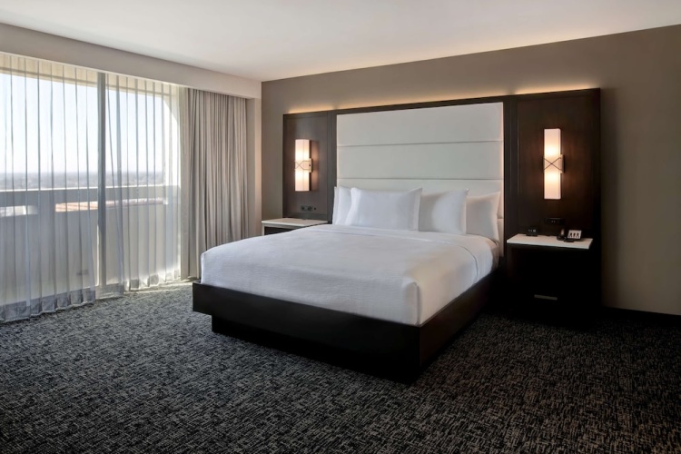 Embassy Suites by Hilton Oklahoma City Northwest photo 7