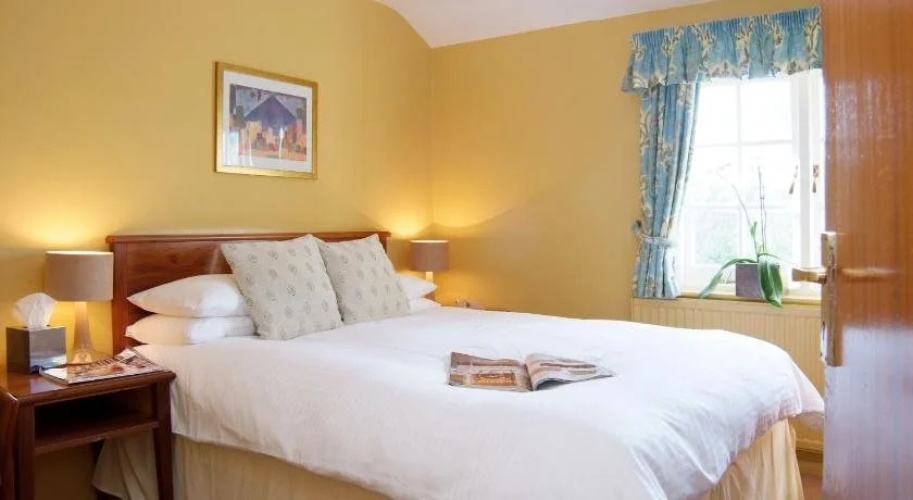 The Tumbling Weir Hotel & Restaurant