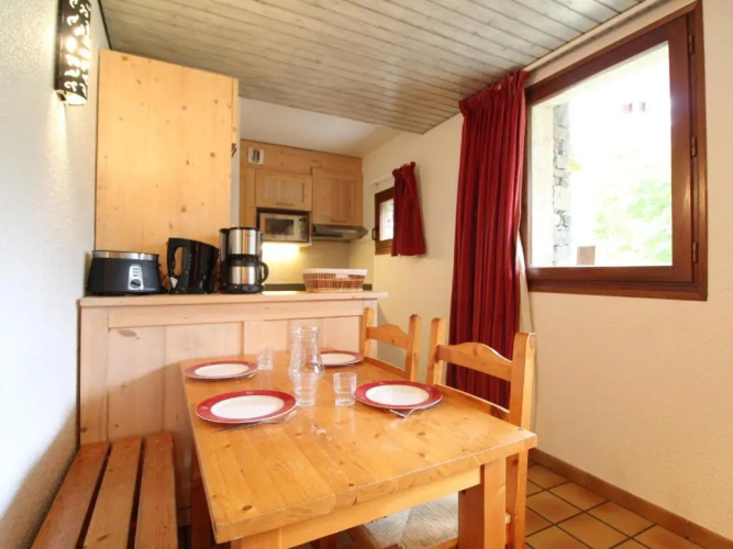 Appartement Lanslevillard, 2 pièces, 5 personnes - FR-1-508-144