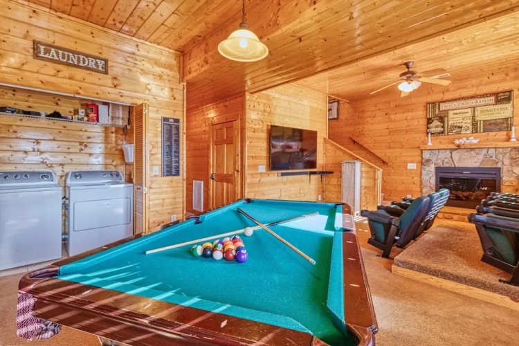 Smoky Mountain Retreat by Vtrips