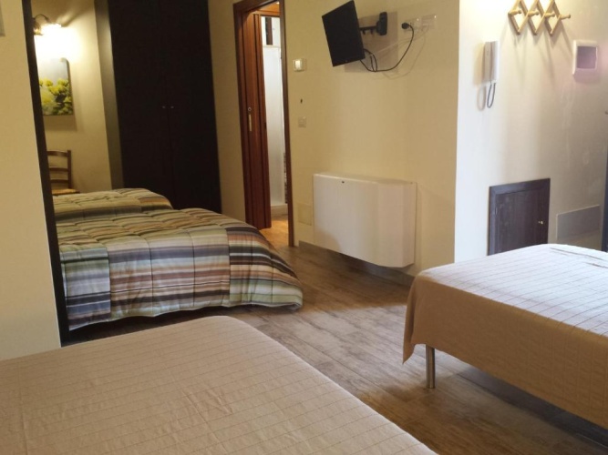 Standard Quadruple room