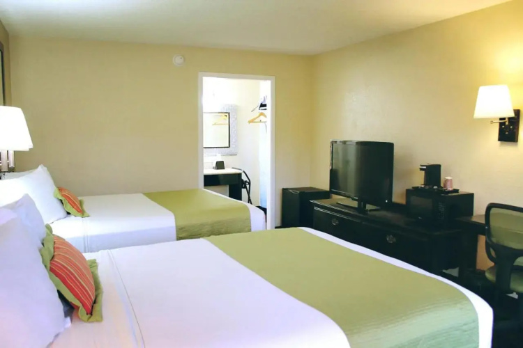 Ramada Limited Marianna