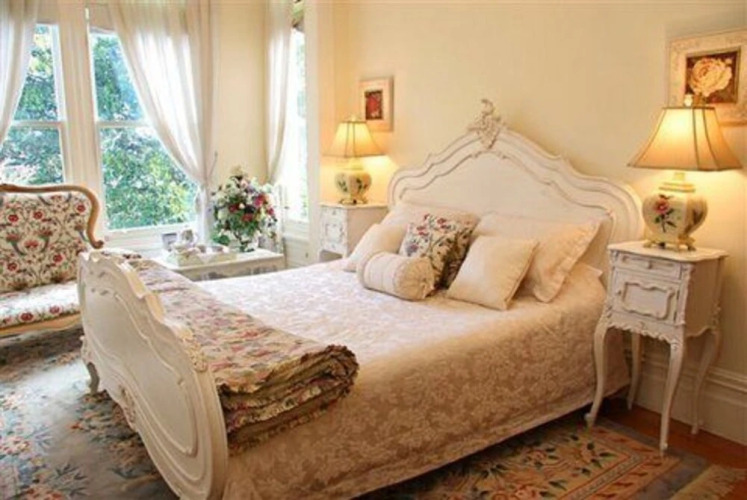 Peace & Plenty InnOver view