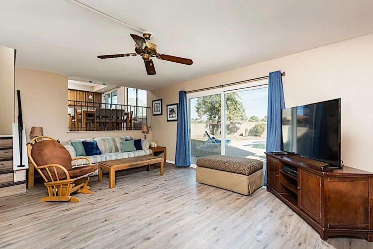 Shadow Mountain Retreat 4BR by Casago