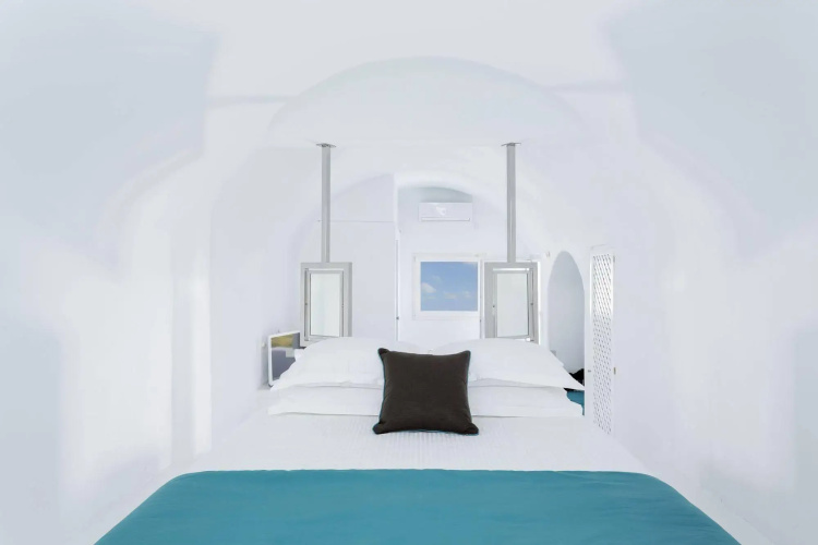 Oia Collection Boutique Suites