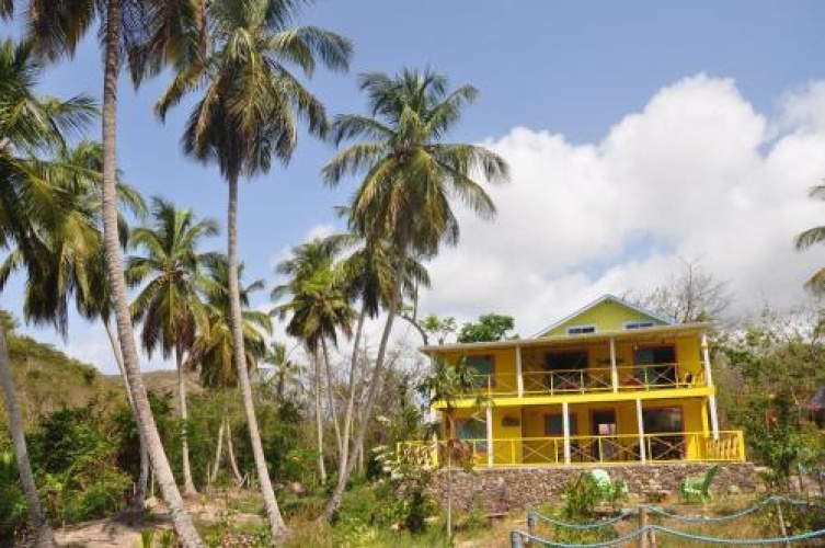 Yellow Home Casa Baja