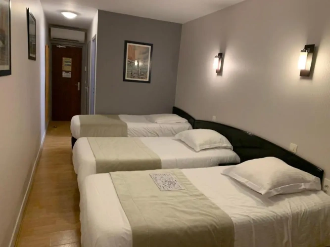 Triple room