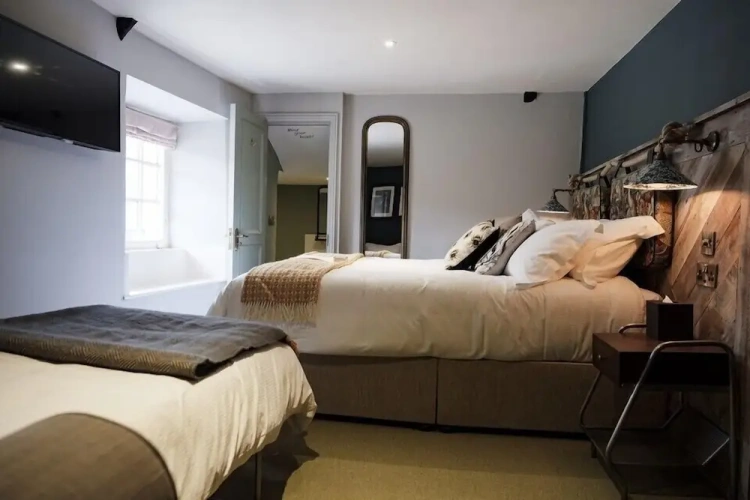 Standard Double Family room